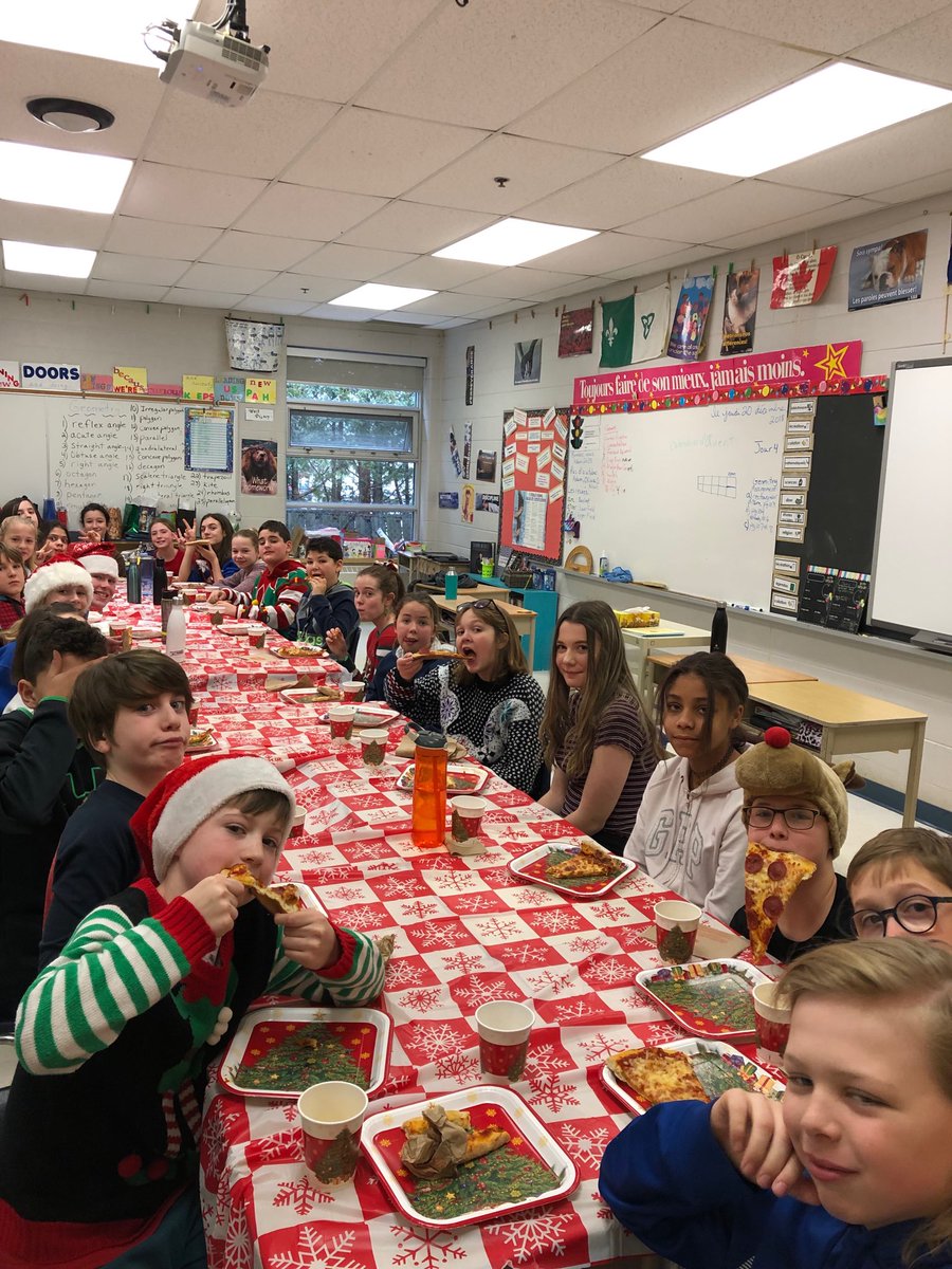 stjosephfic's tweet photo. Class lunch β¦@PVNCCDSBβ© #PVNCfsl #community #WeAreOne #joinourtable https://t.co/rgIs9GsDOE