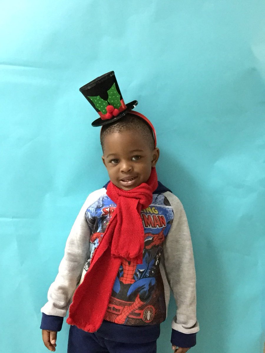 CEEProom6's tweet photo. Having SNOW much fun in C6! #thelittlecolonials https://t.co/zlY5n61VBS