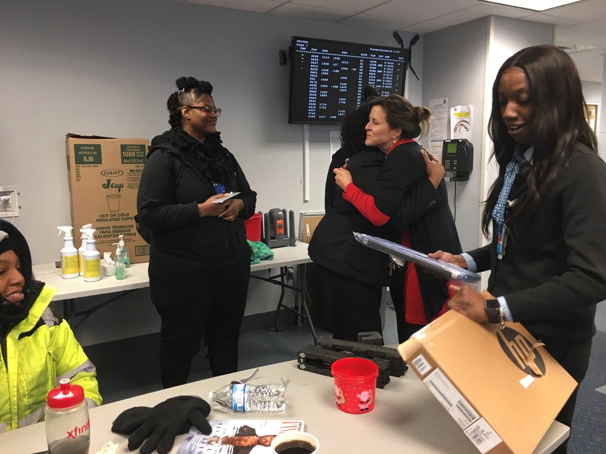 ...and the winner is Jennifer Jackson for the Laptop. Darneshia Hill and Destine Hook each won a $10 gift card. They rocked the Oct. MAP challenge. Thanks to all our DTW super users. ⁦@weareunited⁩ #beingunited