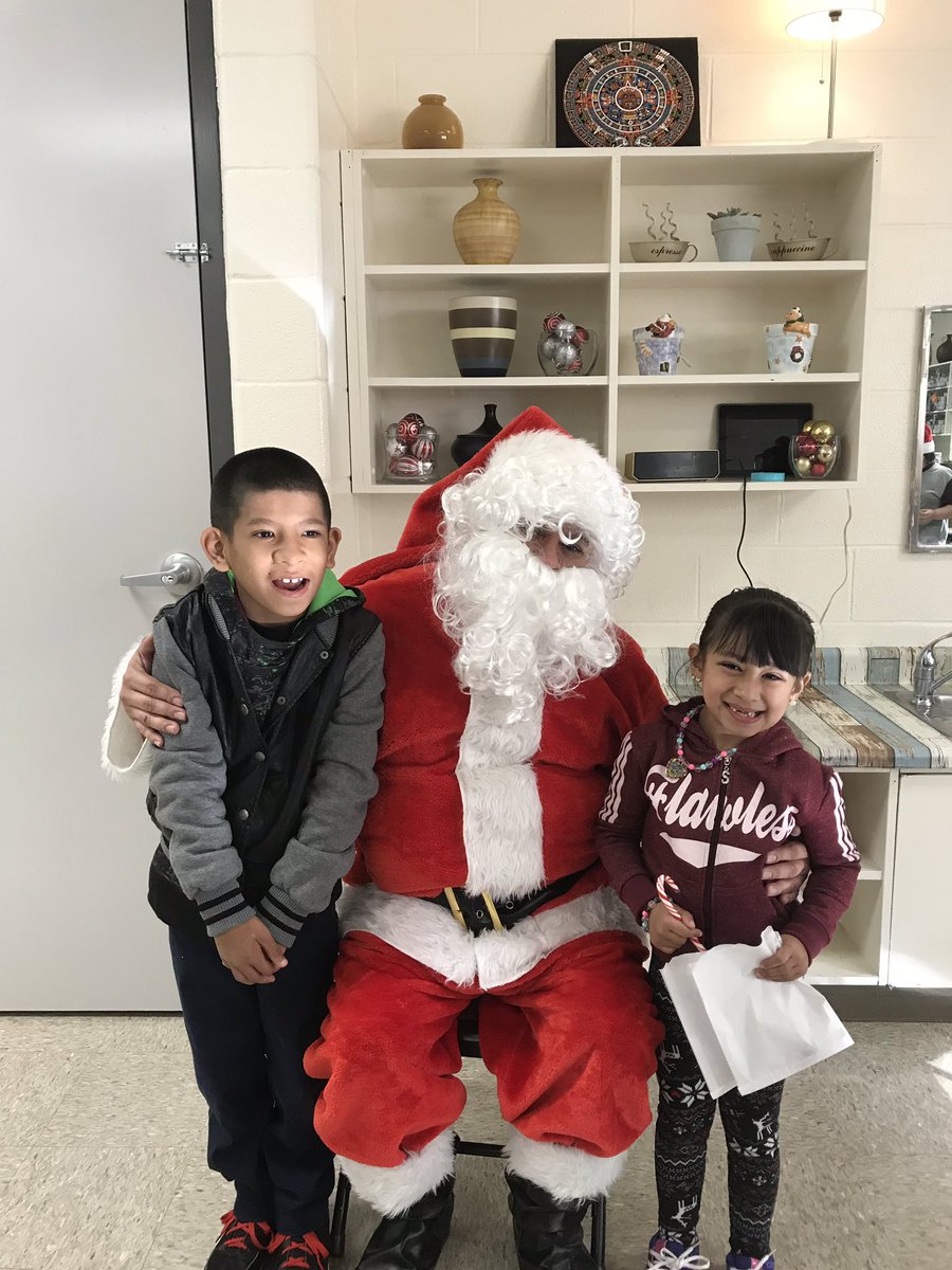 SarahEElizondo1's tweet photo. Had great time supporting our @ROYCISNEROSES LIFE Skills classroom during Burleson Market days while!!!! Mr. @Alfredo08100711 the kids did an amazing job and enjoyed all stations 🤗 See y’all in #inthenewyear #2019 https://t.co/xqTHFqF55z