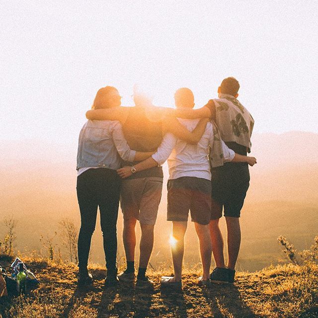 AIVCoach's tweet photo. Hoy se celebra el Día Internacional de la Solidaridad Humana. ¡Hay tantas formas de mostrar nuestra solidaridad! Desde el apoyo a personas que se encuentran en una situación menos favorable que la nuestra, la sonrisa a quien nos sirve, la palabra afable,… https://t.co/SFkneEBy1P https://t.co/aj1toMHcmP