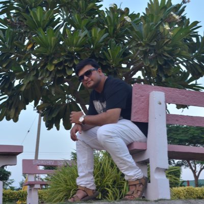 arbazmaster's tweet photo. #NewProfilePic https://t.co/85UXX8CAkN