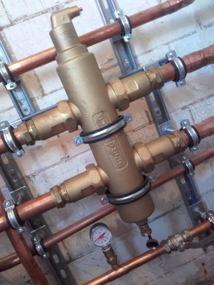 ARAheatinggas's tweet image. Pressure Tested, Flushed, Oxygen Removed &amp;amp; great hydronics. Got to say, the #Spirocross makes all these things so accessible 😃
