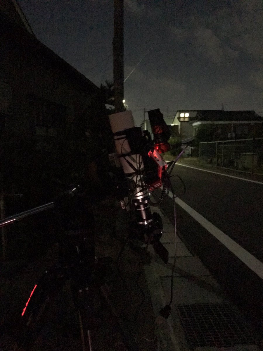 rikkun_YS430818's tweet photo. 月が明るいですが、御構いなし。
二度目のウィルタネン彗星狙い。
#ウィルタネン彗星
#天文なう
#FC60CB https://t.co/tCiLZ3JlOw