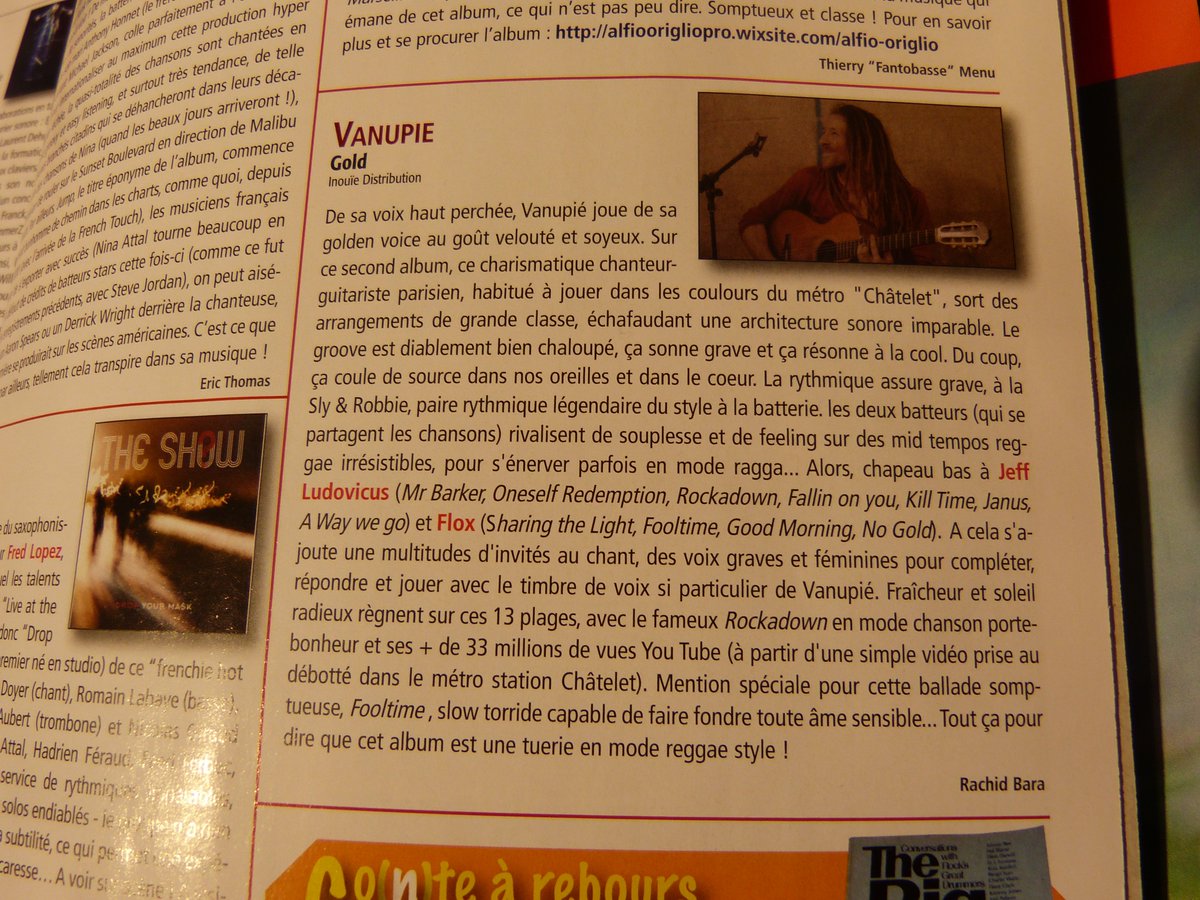 TheseDays10's tweet photo. "Des arrangements de grande classe, une architecture sonore imparable, ça sonne grave... cet album est une tuerie en mode reggae style !"
@VanupieOfficiel dans le dernier Batteur Magazine.
Merci @RachidBaraBZH !
Cc @COMEONTOUR35 https://t.co/xKEOauvPtX