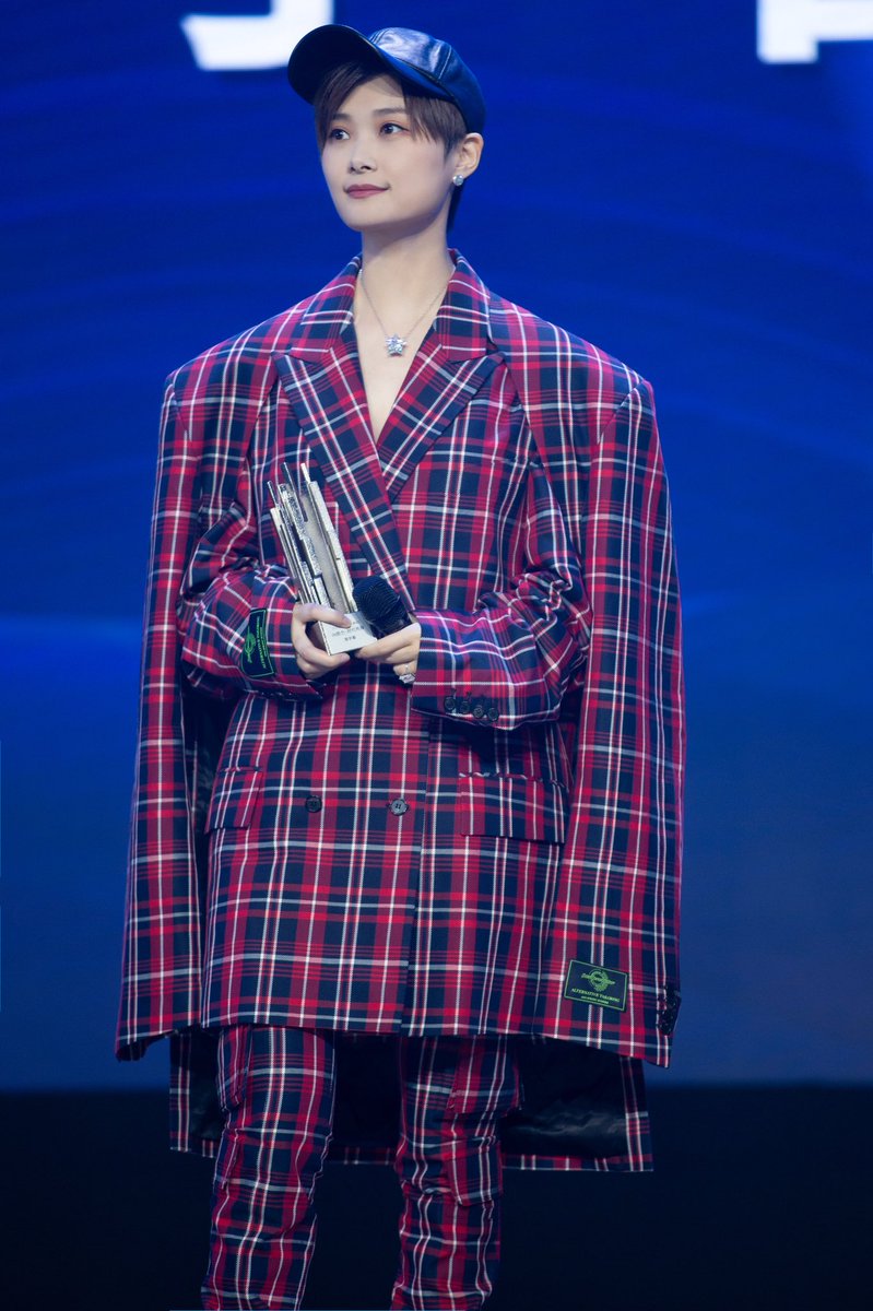 LiYuchun.Official tweet media