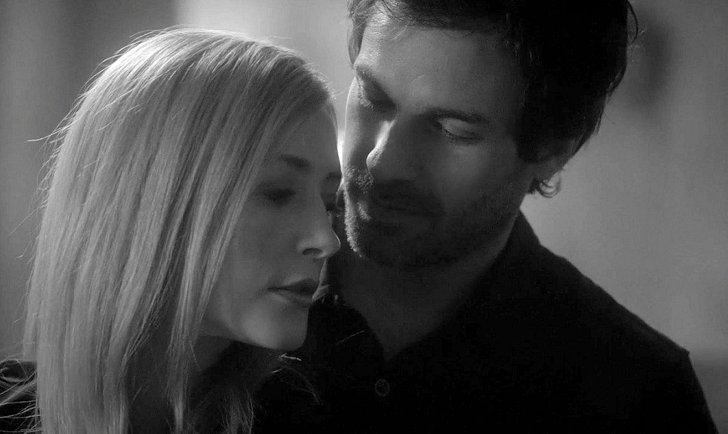 dillisb's tweet photo. Gracius in black and white ❤️❤️❤️❤️#SaveSalvation @netflix @NetflixUK @CBSAllAccess @AmazonStudios #LongLiveDariusTanz #Gracius #TeamDarius #SantiagoCabrera https://t.co/7RkFOjzcVu