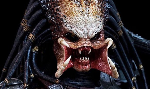 Today The Spotlight shines on The Predator. Nothing like out of this world killings with alien dreadlocks. Check out it out movie fans <a href="/Schwarzenegger/">Arnold Schwarzenegger</a> <a href="/mrdannyglover/">Danny Glover</a> #Predator <a href="/adrienbrody/">Adrien Brody</a> #ThePredator thebigbrownchair.org