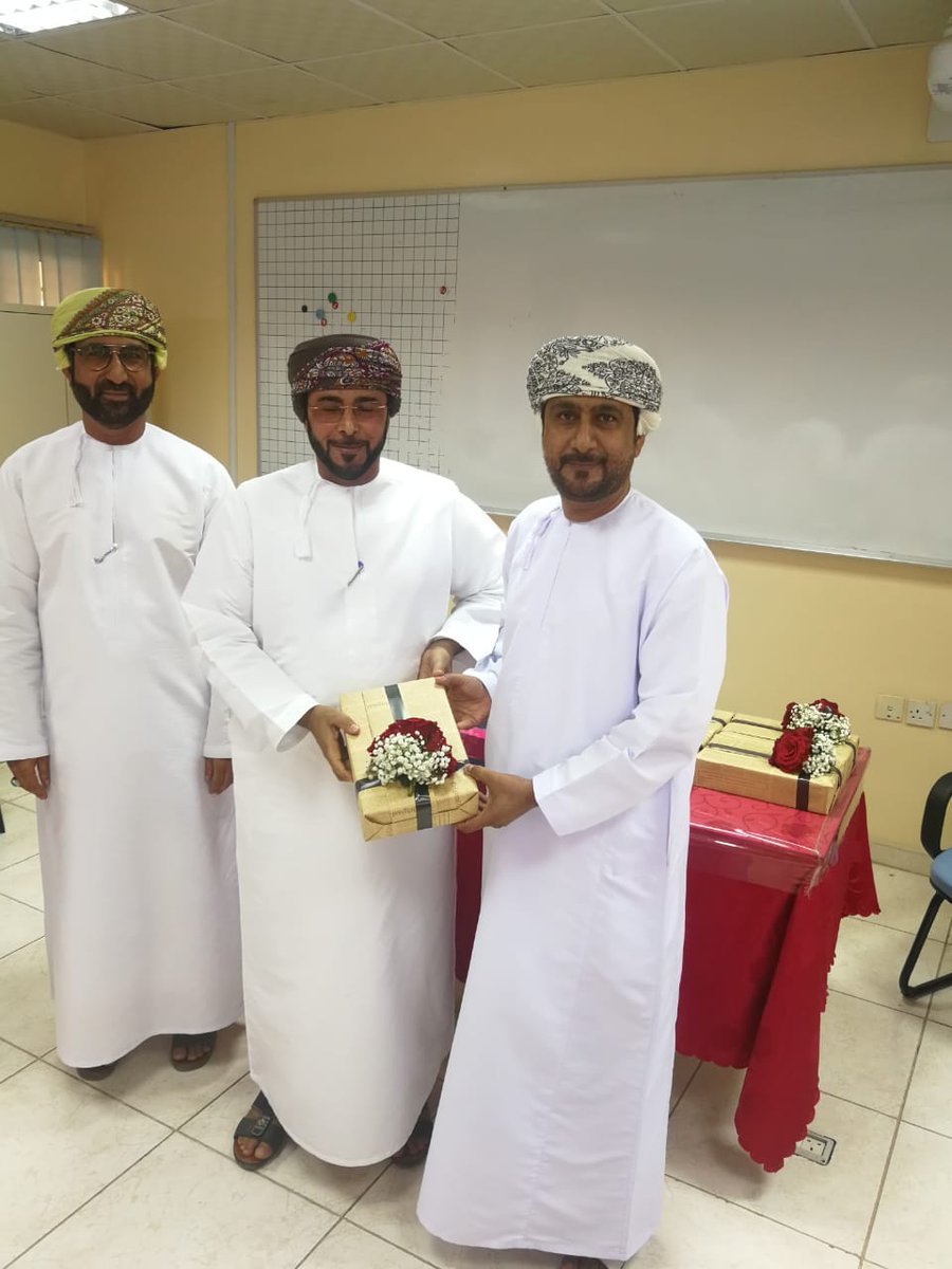 شكرا من القلب وافرا لرئيسنا وأخينا أبي حسان، والشكر موصول للأحبابي وإخواني  ولكل من ساهم في إدخال السرور إلى قلوبنا من خلال لفتة التكريم التي سيكون لها أثر طيب لدينا.
شكرا مركز التدريب والإنماء المهني بصحار.