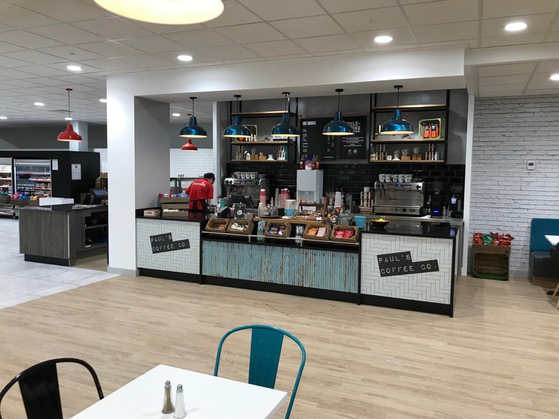 karlt2000's tweet photo. Finishing the year with a BANG, with my brand new restaurant opening it's doors. https://t.co/xKKEzTaRgK
