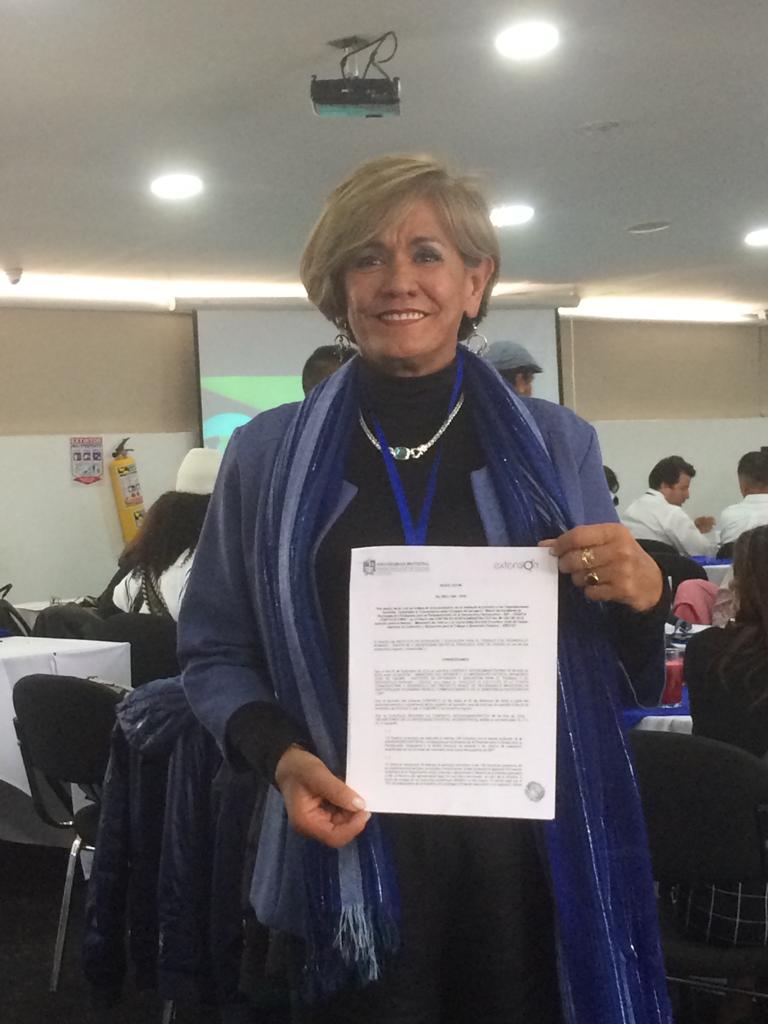 HelpAgeLA's tweet photo. ¡Felicitaciones @Redcoenve, organización de personas mayores en #Colombia, que fue reconocida por el @BIPColombia1 y su propuesta para el fortalecimiento del Consejo de Personas Mayores de Ibagué fue seleccionada para recibir un estímulo de 10 millones de pesos #LosMayoresCuentan https://t.co/5bQJHW2J5J