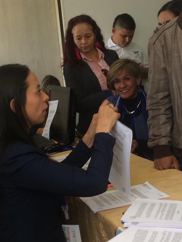 HelpAgeLA's tweet photo. ¡Felicitaciones @Redcoenve, organización de personas mayores en #Colombia, que fue reconocida por el @BIPColombia1 y su propuesta para el fortalecimiento del Consejo de Personas Mayores de Ibagué fue seleccionada para recibir un estímulo de 10 millones de pesos #LosMayoresCuentan https://t.co/5bQJHW2J5J