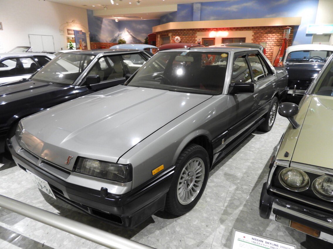 ゆるーくクルマと楽しもう Byハマックス 日本自動車博物館シリーズ 続いて 6代目スカイライン 通称 鉄仮面 ですね もう35年も前のクルマですが 今見てもかっこいい たまーに現役の鉄仮面を見かけると なんとなくうれしいです 日本