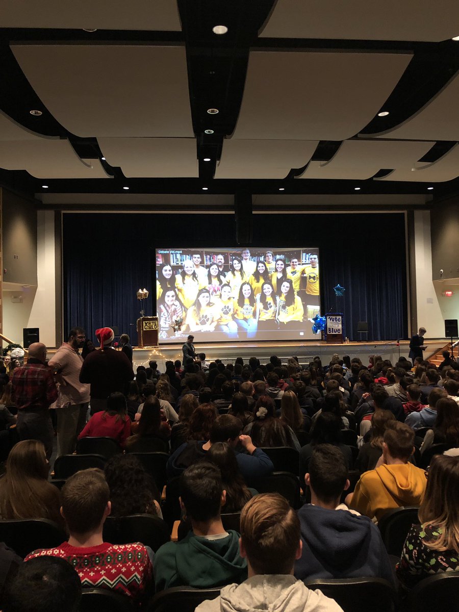 #BlueandGold Debate time!!! Good luck to the <a href="/2018blueparty/">Blue Party 2018 💙</a> and <a href="/GoldParty2018/">Gold Party 2018</a> you should both be proud! #peqpantherpd