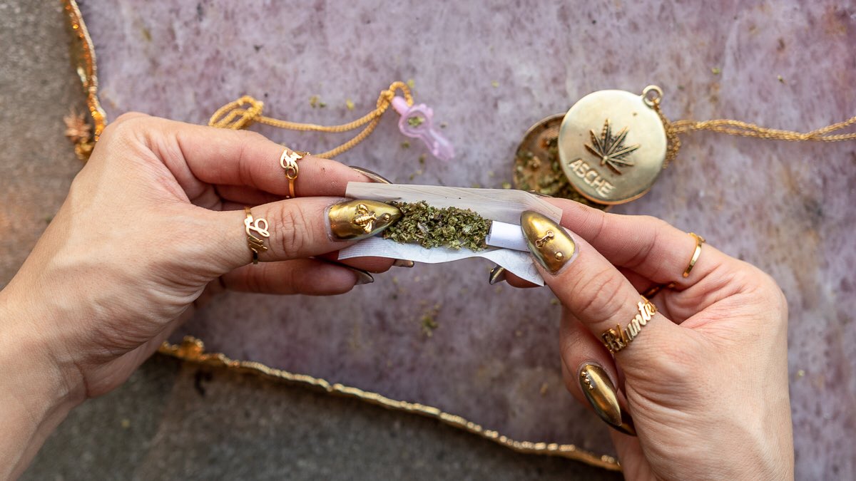 VisualsByChern's tweet image. Quick Sesh with the best @BluntedObjects 🔥🤘🏿

📸: Shot by Me 🧸