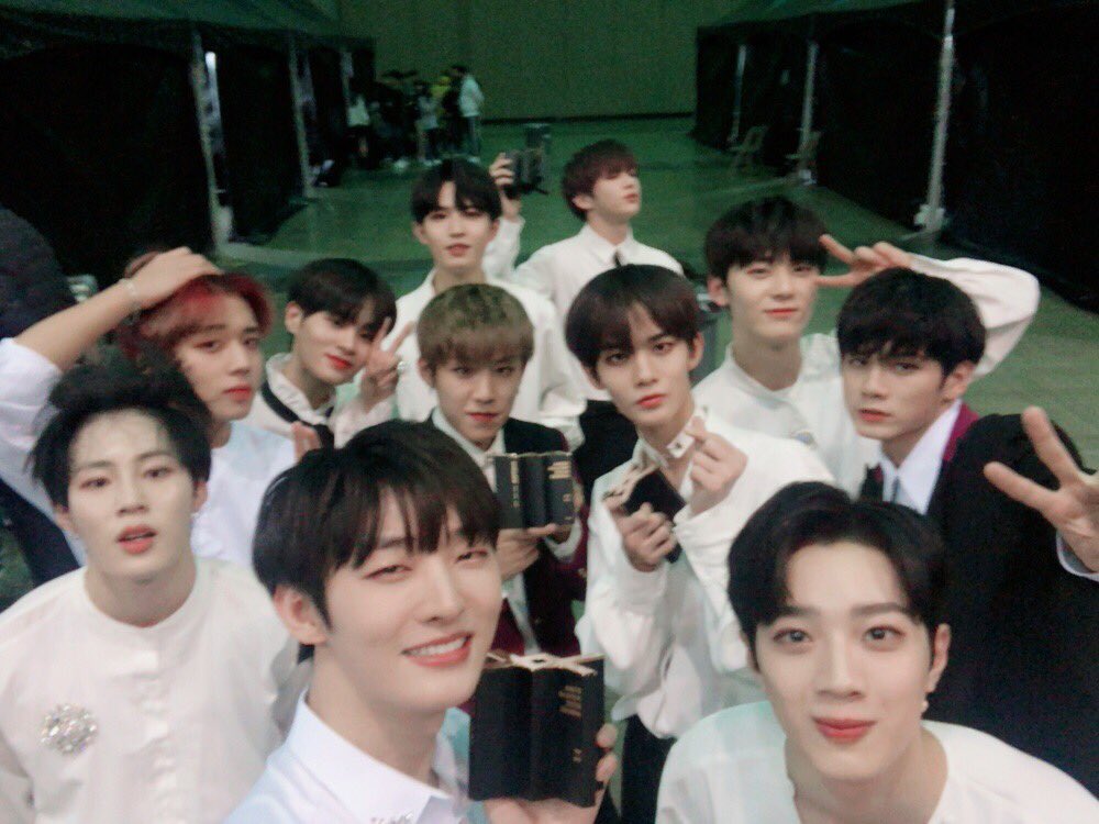 [#워너원데이] 항상 워너원에게 힘이 되는 말, 꿈꾸던 행복만을 선물해준 우리 워너블💕그런 워너블에게 우리원도 워너블에게 힘이 되는 말, 꿈꾸던 행복만을 선물할게요🎁 오늘도 사랑을 꾹~ 눌러 담아 얘기해요. 우리 워너블 사랑합니다(*˘◡˘*)