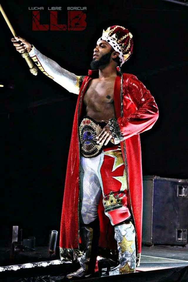 el_sensacional's tweet photo. #TheKingOfThisGeneration #TheBestWrestlersOfPR #StarRoger https://t.co/heazDlB91N