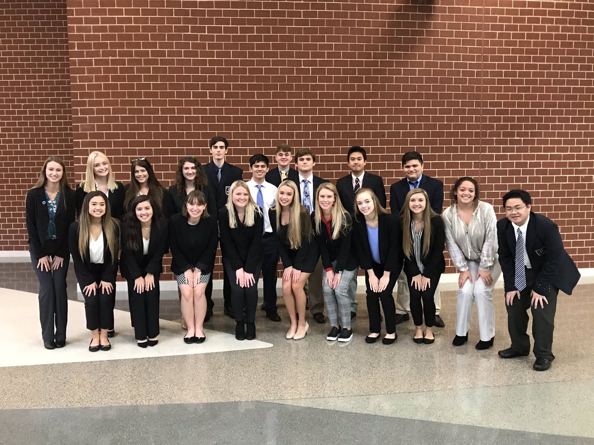 kellamdeca1's tweet photo. Kellam DECA competition time! @KellamHigh https://t.co/YOivtJKF5y
