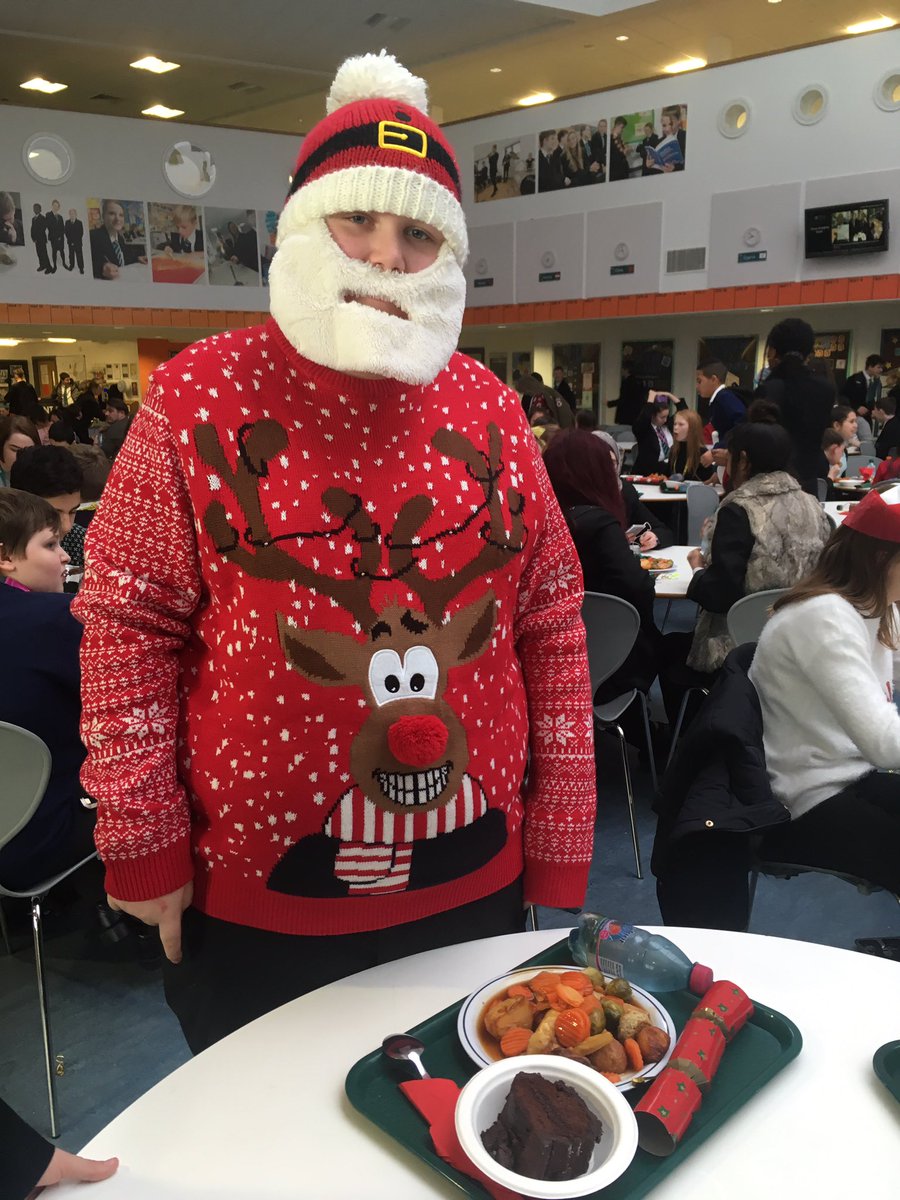 sirius_north's tweet photo. #SANChristmasdinner is underway! ⛄️🎄🎅 https://t.co/Yx9DLZId7K