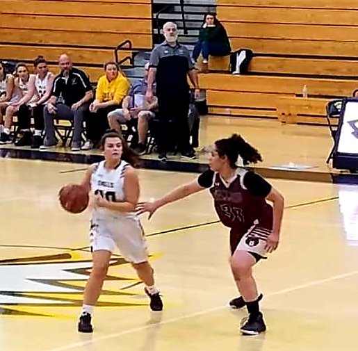 BlazersMaryland's tweet photo. Okkayy👀 not 1 but✌🏽 Md BLAZERS lead their team @HaHsathletics with BIG⚠️ #DOUBLEDOUBLE in a huge 84-42W over undefeated Northeast HS!! 2021 #33 Jocleyn Fogle (PF) 23pts 12rbds & 2019 (unsigned) #45 @nyelle_9 (C) 22pts 10rbds!!! They're #dbldblmachine ballers🔥#blazerstyle💪🏽💯😤 https://t.co/Ee114lKljf