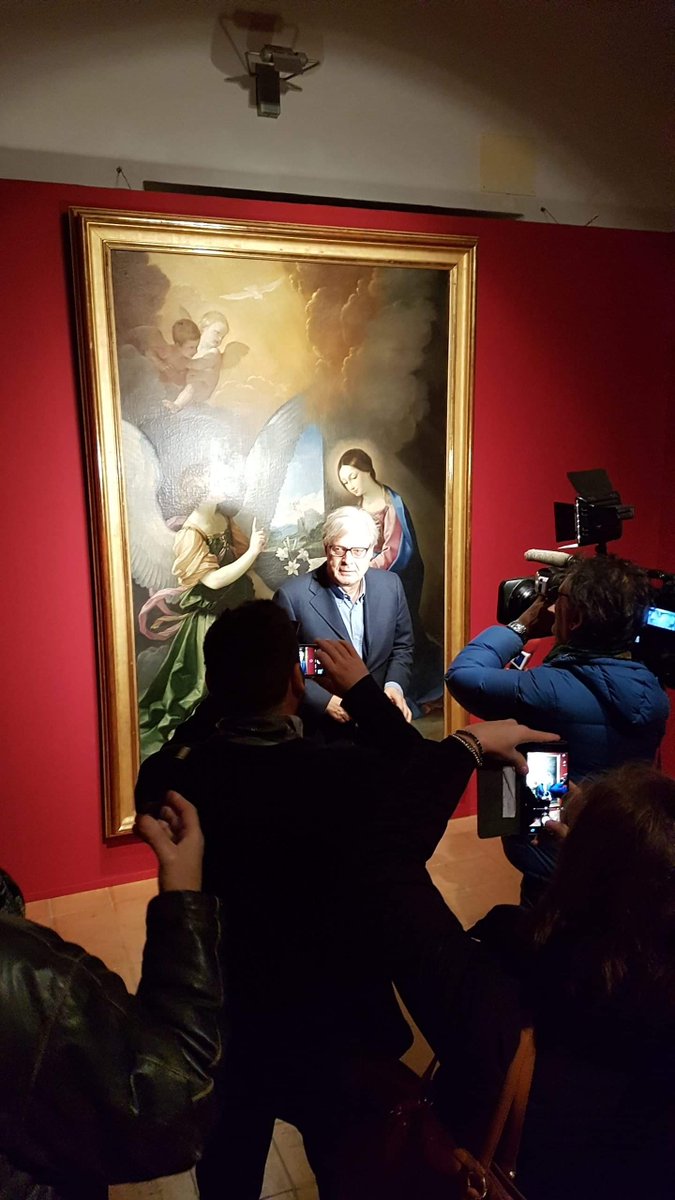mostrarossini's tweet photo. Presentata questa mattina da #vittoriosgarbi l'#annunciazione di #guidoreni, opera che rimarrà in mostra a @Comune_Urbino fino al 3 marzo! https://t.co/2m3AHoXLlI
