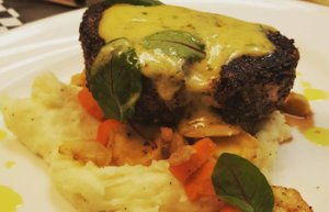 SEASONS SUNSET MENU!
Choose from appetizers and starters, an entree, and top it off with a dessert!
4PM TO 6PM MONDAY THROUGH THURSDAY
CHOOSE ONE OF EACH COURSE FOR $29.95
seasonsrestaurantavon.com