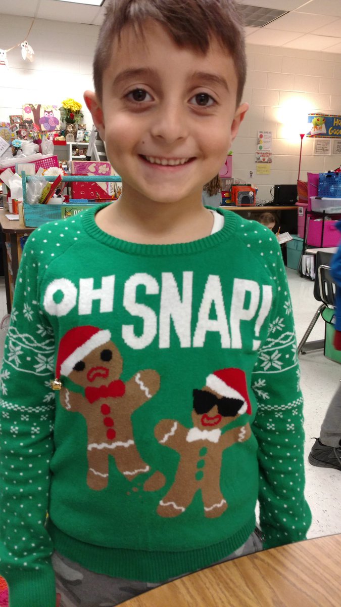 The perfect sweater for our gingerbread themed week!  I need one of these!  #rlc19 #cantcatchme #readyforsingalong #greatsmile