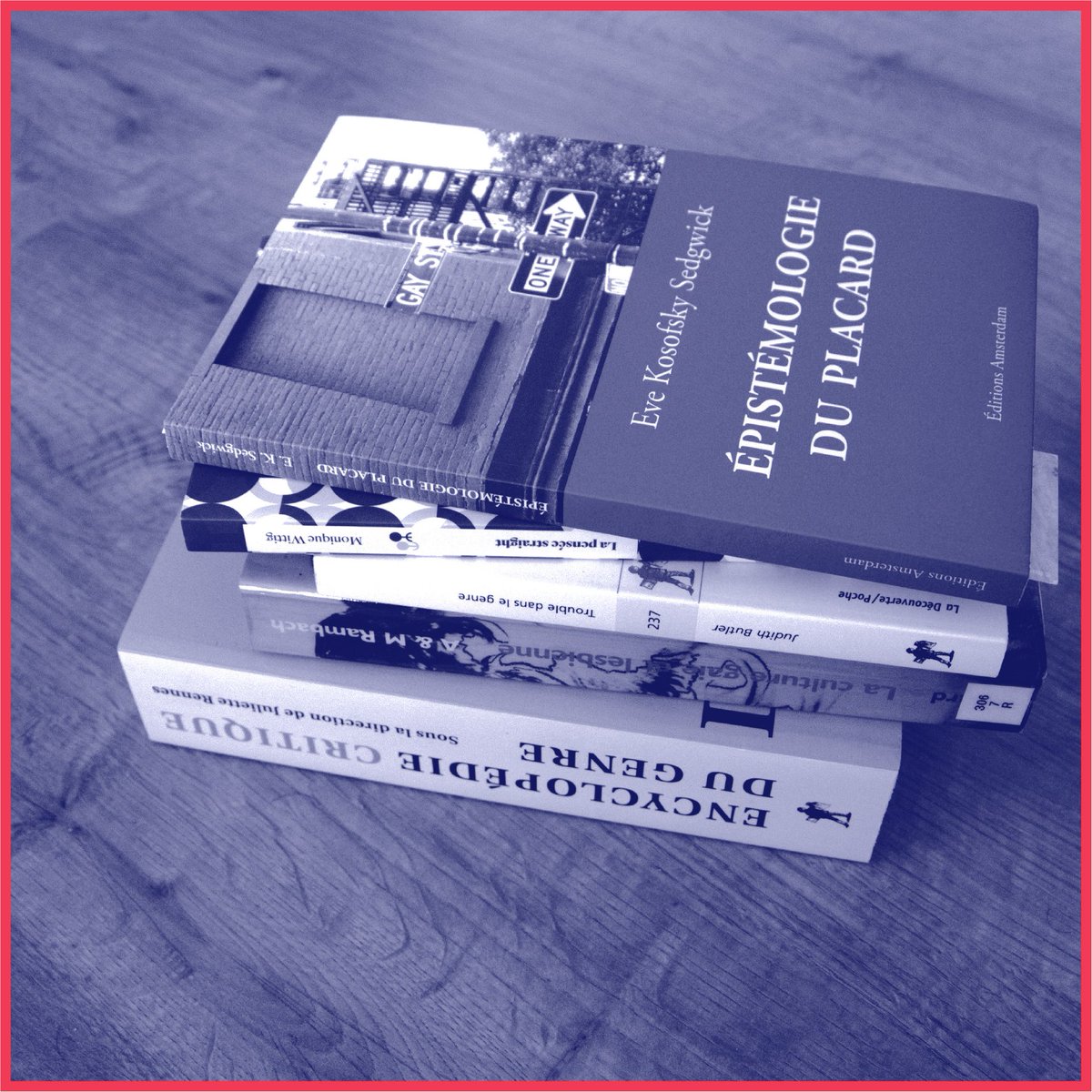 AnnaPavie's tweet photo. In progress.. Mémoire-projet en #LicenceDesign : « Entre placard & #comingout , accompagner les adolescences #LGBT » https://t.co/LzbYSaWHZD