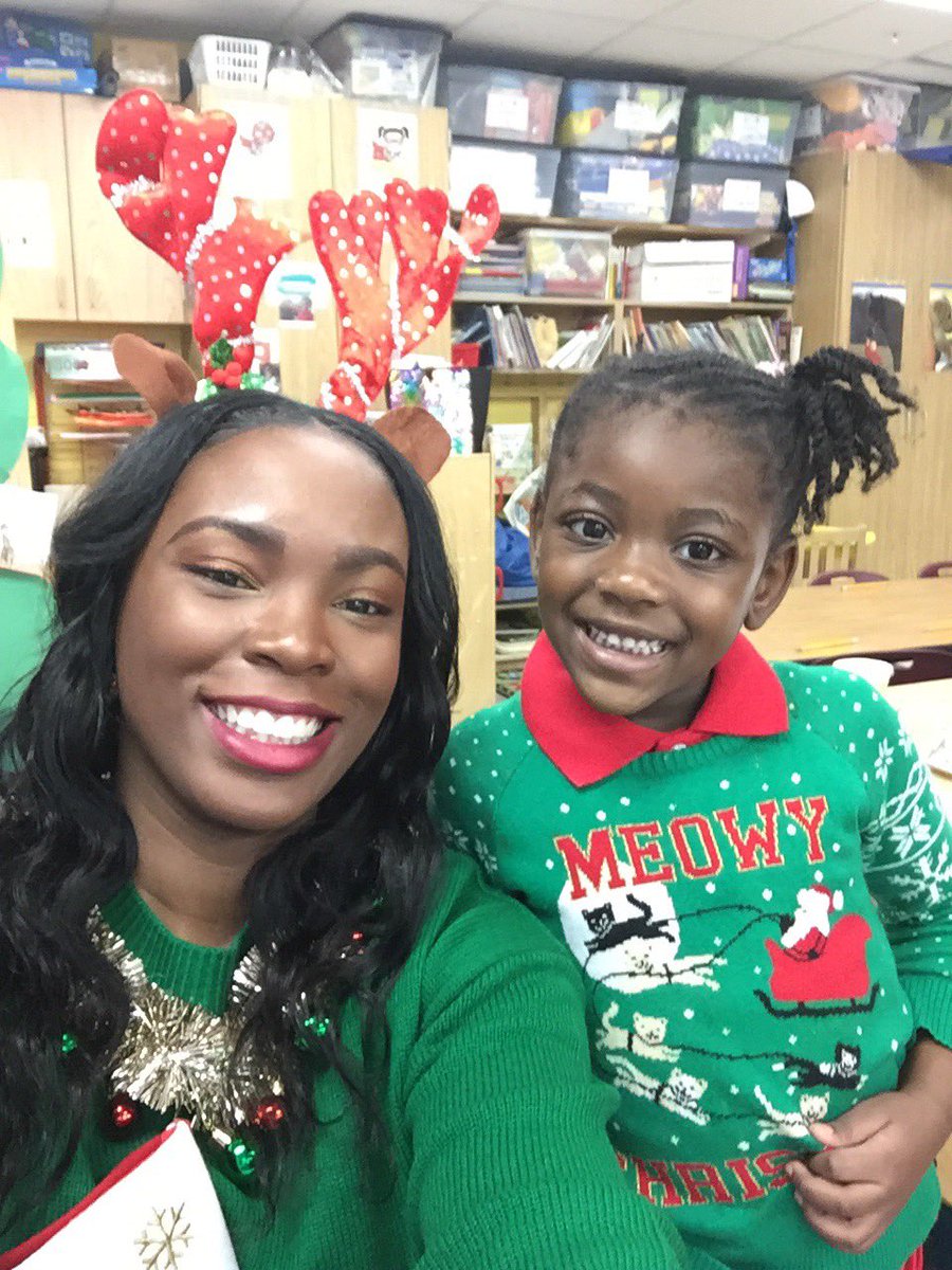 _KimberlyPrek's tweet photo. Ugly Christmas Sweater “2018”.@kimberlyprek2 @samb_dennis @Prin_Salley @aps_OEL https://t.co/PDYlXFmwqX