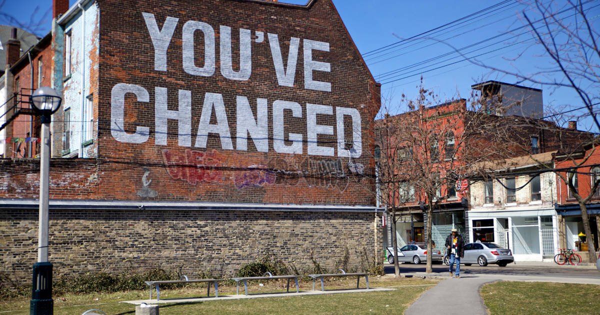 blogTO's tweet photo. Free public WiFi coming to all of Queen West https://t.co/qHORLTT8zD #Toronto https://t.co/DoqLuHTs5M