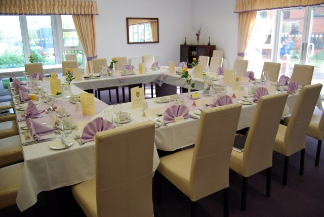 Venues_org_uk's tweet photo. .@HarperAdamsUni is the place to hold any event. From conferences and corporate parties to training and team building, to weddings and other celebrations. https://t.co/6eM488pwj5 #harperadamsuniversity #eventspaces #shropshirevenues #conferencesandevents #VenuesOrgUK https://t.co/D4V2xsXPwU