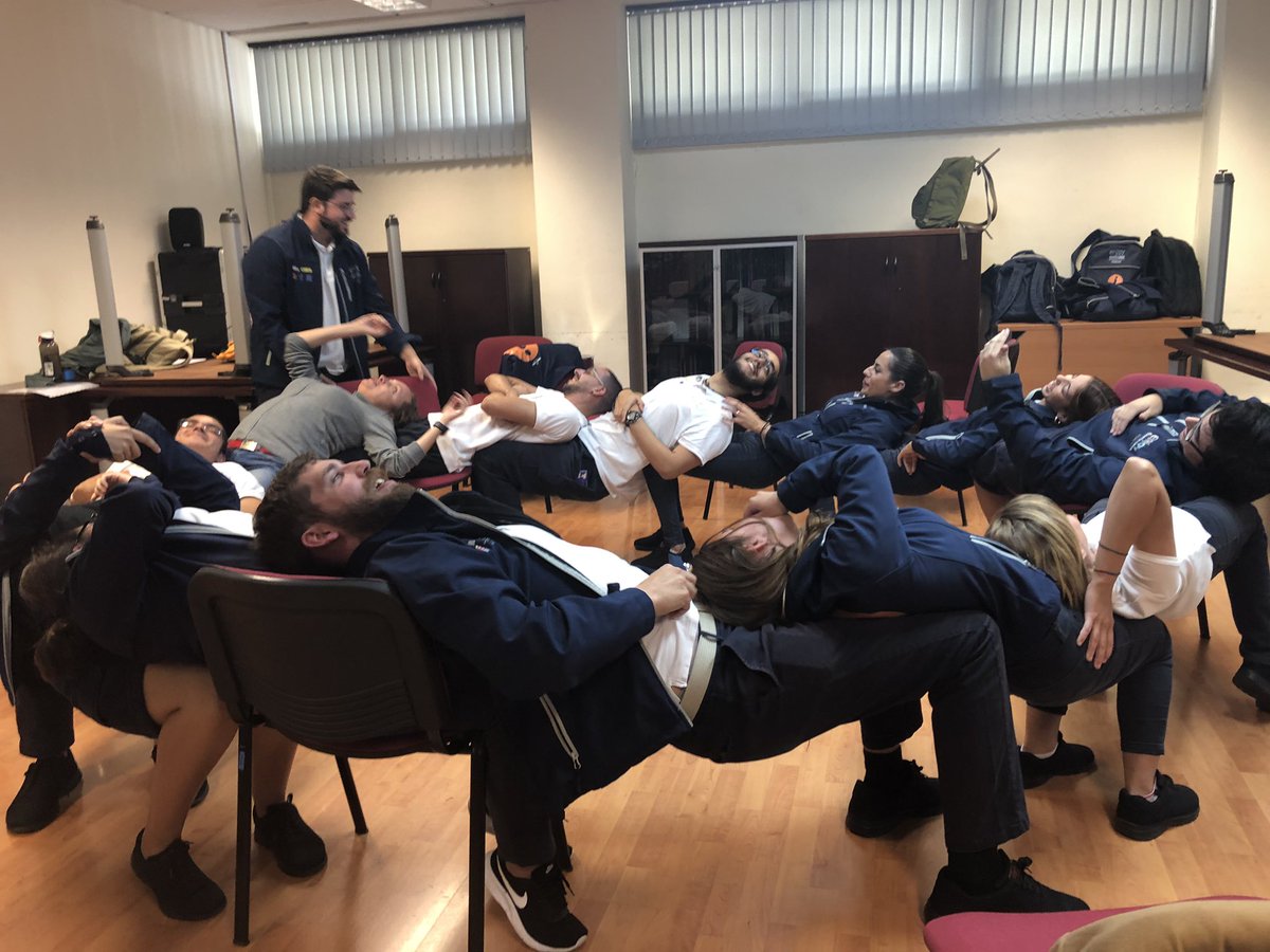 Co_talent_'s tweet image. Nuestro último lunes con el PFAE-GJ ENJOY SANTA CRUZ trabajamos la confianza y la visualización de objetivos ahora que comienzan una nueva etapa. Contentos de haber sido testigos de su evolución.
•
•
•
#coaching #pnl #cotalent #confianza #objetivos #love #instagood