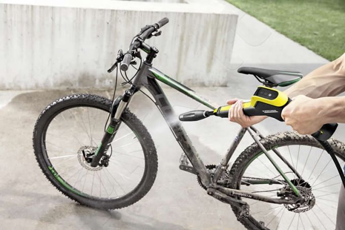 vanguardmaq's tweet photo. Ya sea tu medio de #transporte o tu #ejercicio mantenlo como nuevo y reluciente.
Con #KARCHER es posible y lo harás #rápido, #fácil y amigable con el #ambiente con los mejores #sistemas de #hidrolavado y sus #productos que destacan en el #mercado.
Ahora tu #marcaladiferencia https://t.co/SCZJQYzCh8