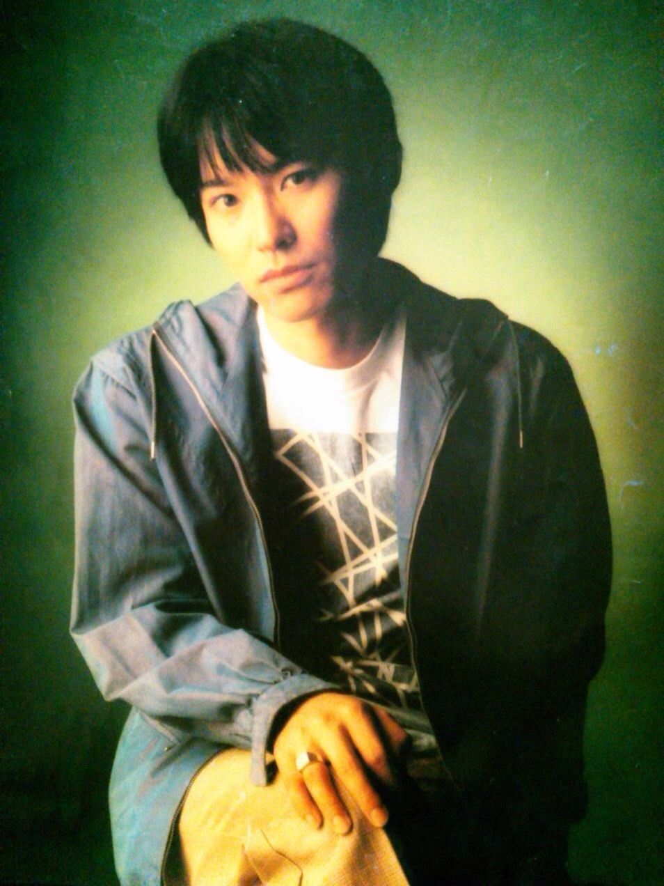 K Twitter પર 草野マサムネさん51歳誕生日 おめでとうございます これからもスピッツのボーカルとして健康に気をつけてがんばってください 活躍 応援 期待してます あといつか会いたいです 会えますように 草野マサムネ誕生祭 スピッツ スピッツに届け