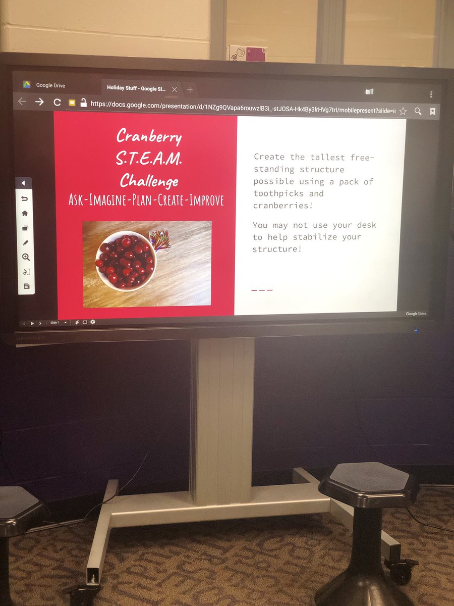 RWAsstPHCSD's tweet photo. Cranberry STEAM challenge 🔬🌲 Engineer design process ask-imagine-plan- stay tuned for the create stage of the process... #steam #MiddieRising #thisiswe #iteachmath #stem #myohioclassroom #engineerprocess https://t.co/GozqBRQSDx