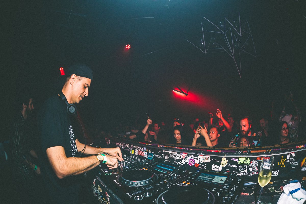 soundazed's tweet image. Earlier this month, Alex Ridha (@BoysNoize) played an unforgettable debut set as #ELAX at @Sound_Nightclub in LA.

REVIEW: soundazed.com/review-elax-at…