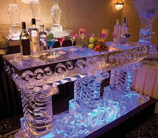 brinkevents's tweet photo. What a “cool” way to present your guests with an amazing spread to feast on! #icebar #icetable #icesculpture #brinkevents #yyj https://t.co/yppGa3GzWm