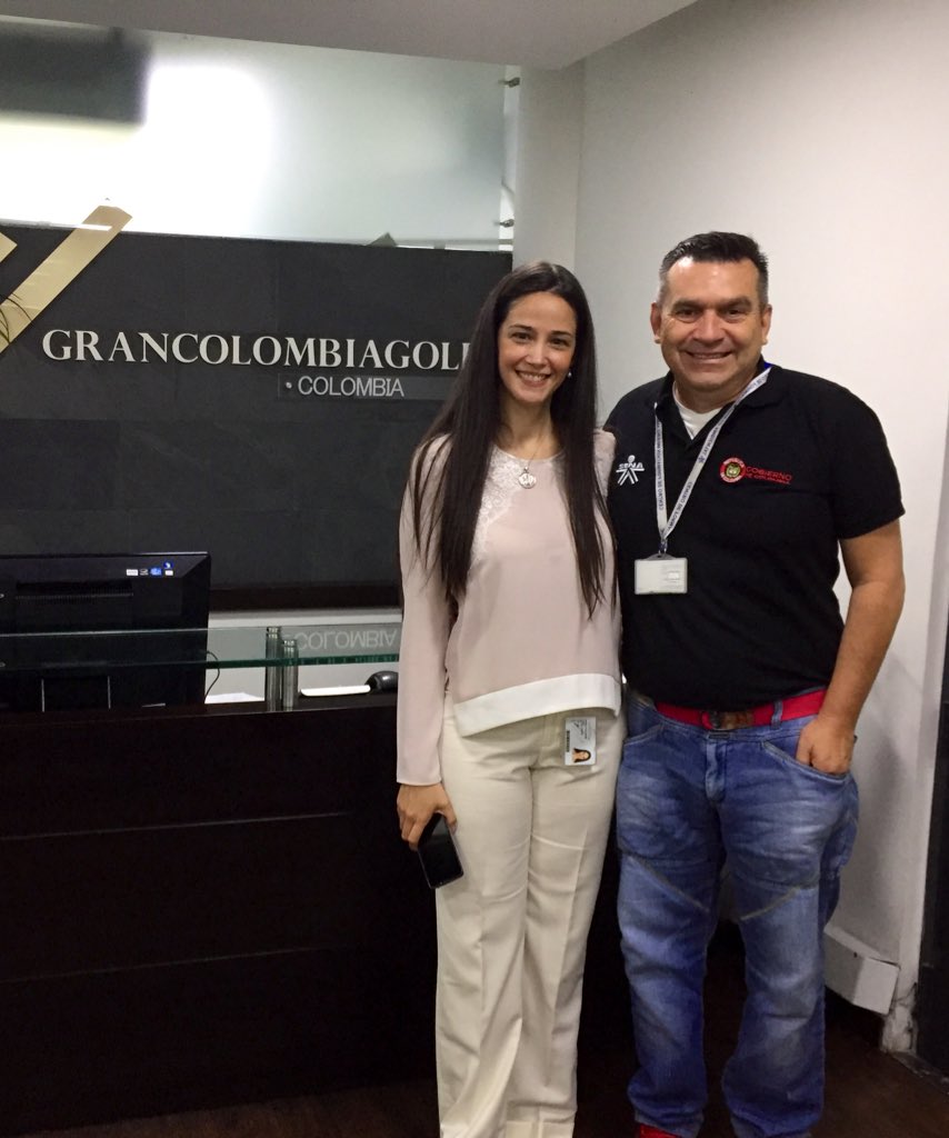 CRDFORM_SENACNM's tweet photo. #AEstaHora nos reunimos con nuestro Aliado @GCMGold con miras a priorizar actividades de formación en los Municipios de @SegoviaAnt y @MARMATOCALDAS1 en el 2019. Nuestro @SENAComunica y sus empresarios trabajando por la #MineríaQueConstruyePaís https://t.co/oNAU4cb61B