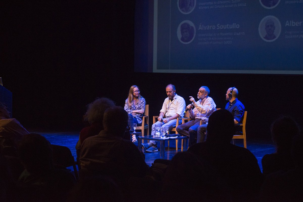 sarasinstitute's tweet photo. La VIII Conferencia Pública SARAS 2018 tuvo lugar en Montevideo https://t.co/VM6Wjk0FYK #saras2018 https://t.co/yYNVcu25N5