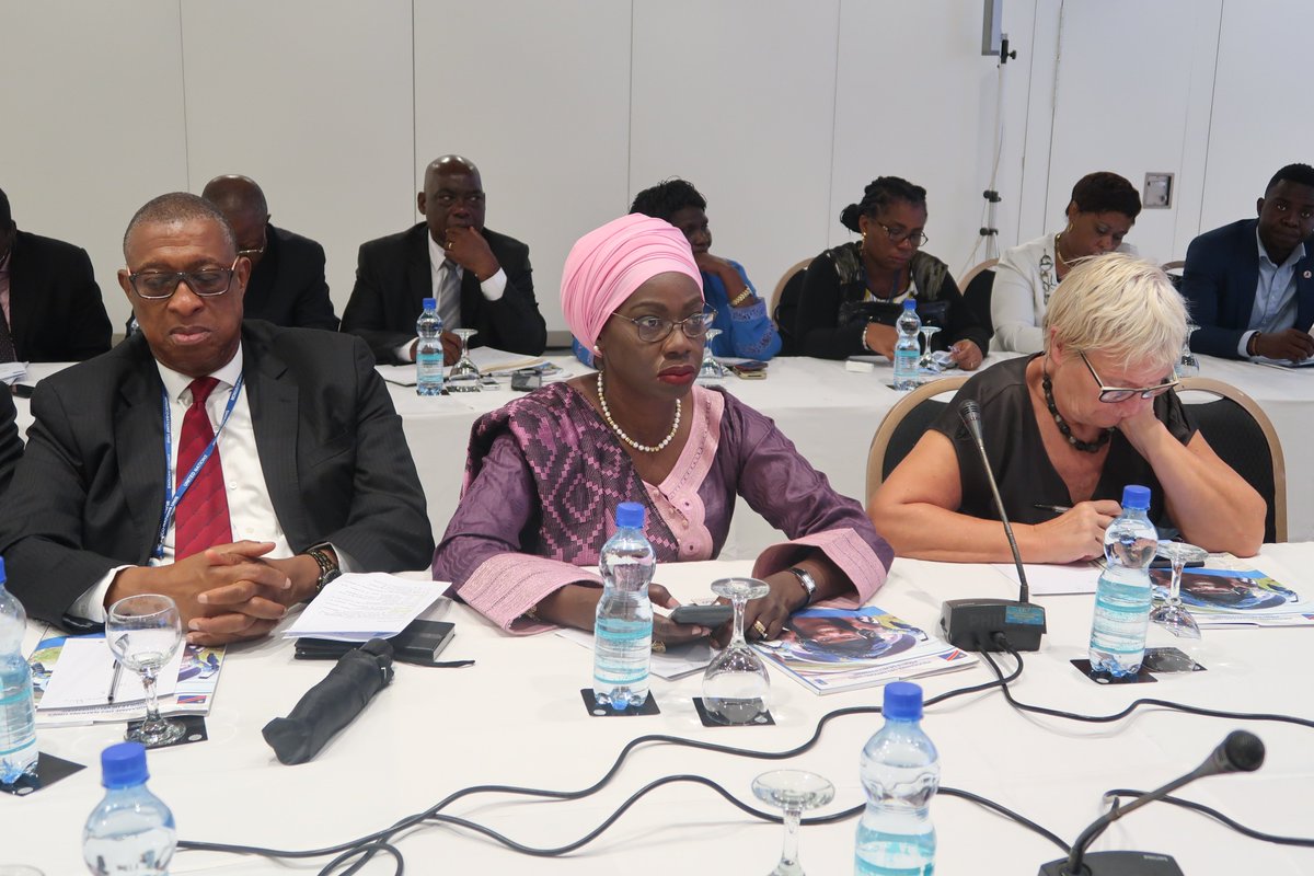 PNUDRDC's tweet photo. Revue annuelle Programme Pays 2013-2018; résultats encourageants  réalisés dans les domaines: gouvernance locale et judiciaire, lutte contre  violences sexuelles, autonomisation, relèvement communautaire et la croissance inclusive, environnement /changements climatiques, VIH/SIDA https://t.co/7Wdbw3laba