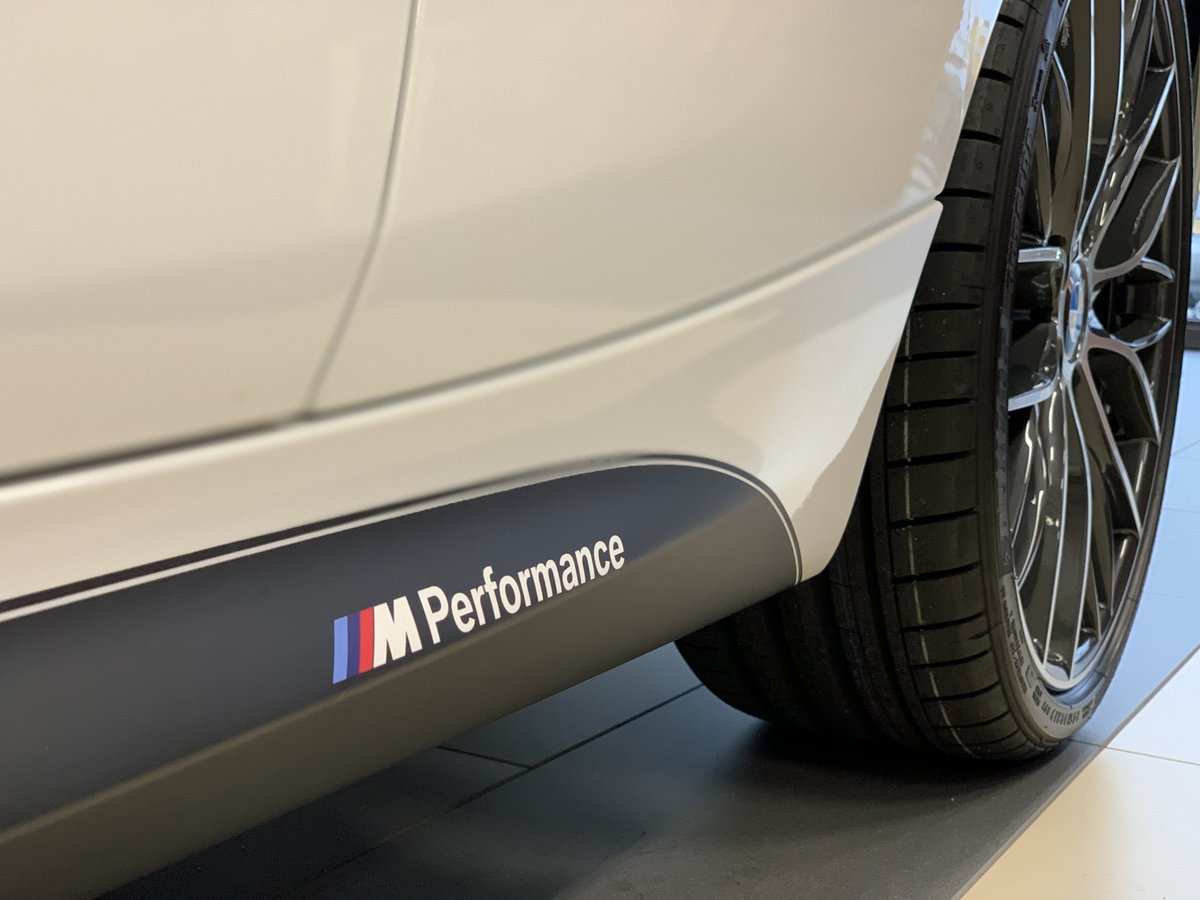 Zullen we 'm tunen? Exclusief bij Hans Severs: tijdelijk extra veel voordeel op M Performance Packs en 15% korting op alle M Performance Parts in de webshop. Meer informatie: hanssevers.nl/bmw/bmw-m-perf… #BMW #MPerformance