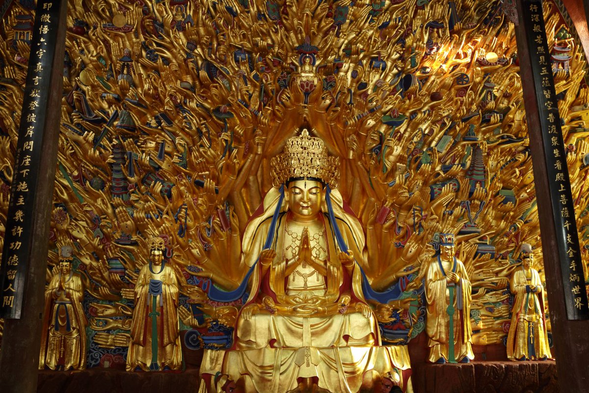 Cimgine's tweet photo. Thousand-hand Guanyin (Goddess of Mercy) of Dazu Rock Carvings, a UNESCO World Cultural Heritage (photo by Guojia Luo) https://t.co/tRsbky850A