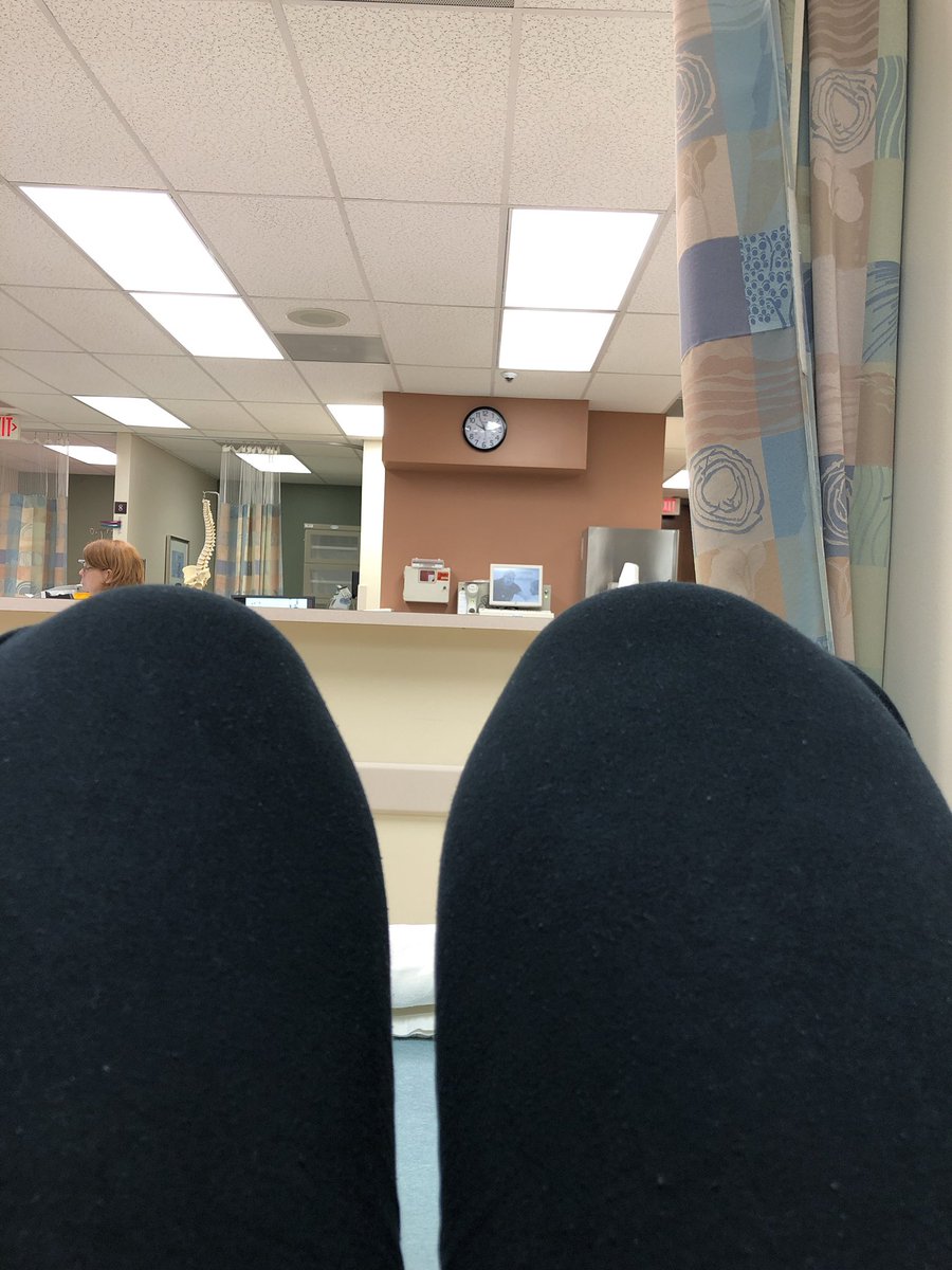 OCRQueen's tweet photo. Last round of bilateral SI joint injections before they decide on surgery... #KeepYaTbone #PainSucks #NervePain #JointPain #BackPain #ReadyForRelief https://t.co/EtC3WWhbNr