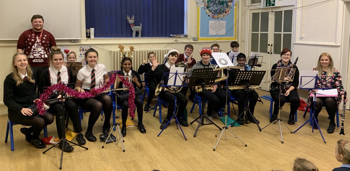 CyresBand's tweet photo. What a day we have had! Superb concerts at @CoganPrimary @DinasPowysPS @standrewsmajor as photos below show 🎺🎵🎷 Thanks to all that helped make it possible @bec_fowlerteach @HopkinTeach @MissRWoodwind @TL_Dunne @StCyresSchool @CAVMSNews ! Merry Christmas all, Nadolig Llawen 🎄 https://t.co/BEv7xkkytE