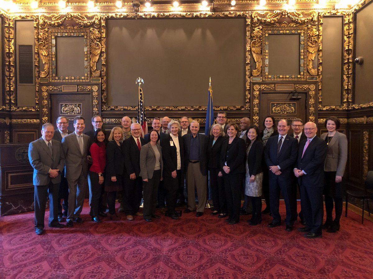 MattSwenson's tweet image. One last Cabinet meeting with @GovMarkDayton. Together, these leaders have built a much #BetterMN.