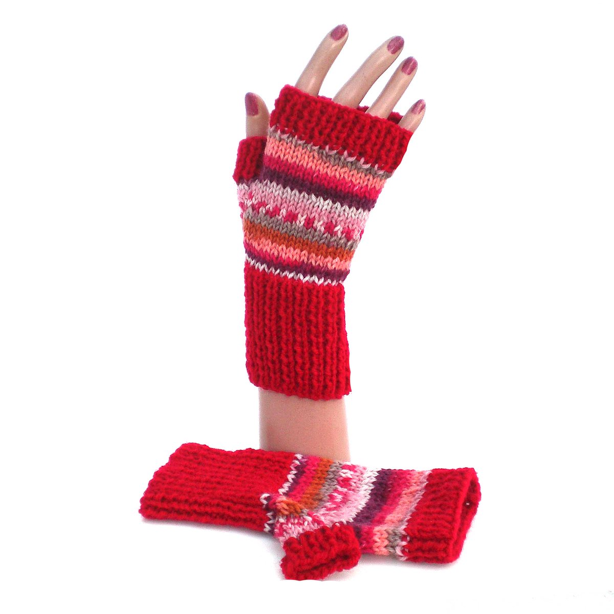 Now back in stock. these colourful #fingerlessgloves are hand knitted with a self patterning #merinowool yarn. #redgloves #wristwarmers #fingerfreegloves #etsyfinds #etsyhandmade #etsyshop #etsyseller etsy.com/uk/listing/647…