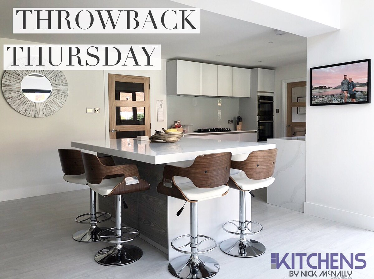 Kenickie_M's tweet photo. A throwback to a stunning kitchen we completed earlier this year. Christmas will no doubt be the real test! #KBNM #Störmer #Germankitchen #madeingermany #edinburgh #edinburghhome #edinburghdesign #edinburghinteriors #woodgrain #silestone #calacattagold #cosentino #myhome #kitchen https://t.co/xa3fho8E8v