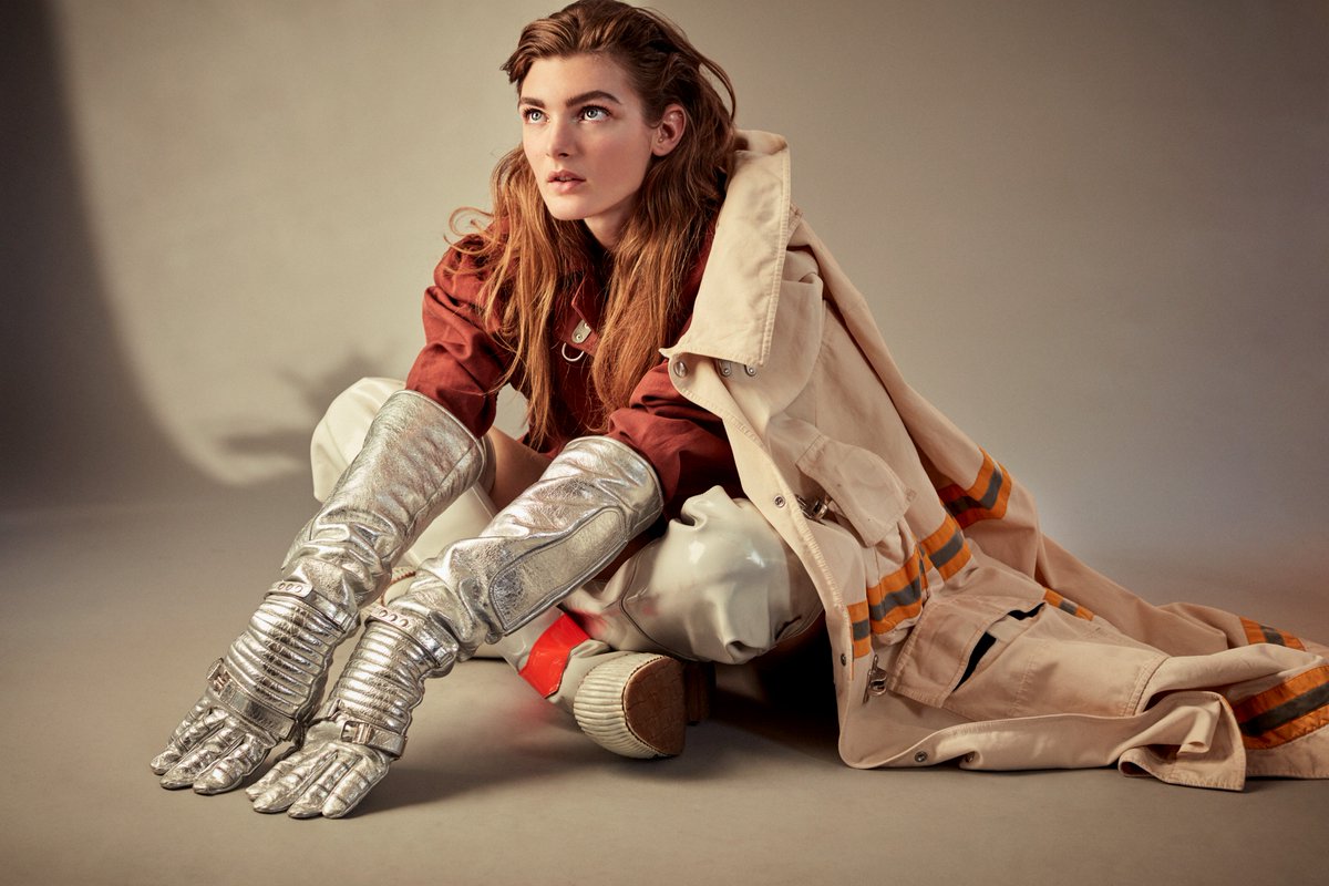 TheWallGroup's tweet photo. Baby itβs cold outside... π #NastyaAbramova for Harper's Bazaar Turkey. Hair styled by #KeithCarpenter, makeup by #Ayaminishimura and photographed by #JoshuaJordan. #TWGArtists https://t.co/UsUf354daT