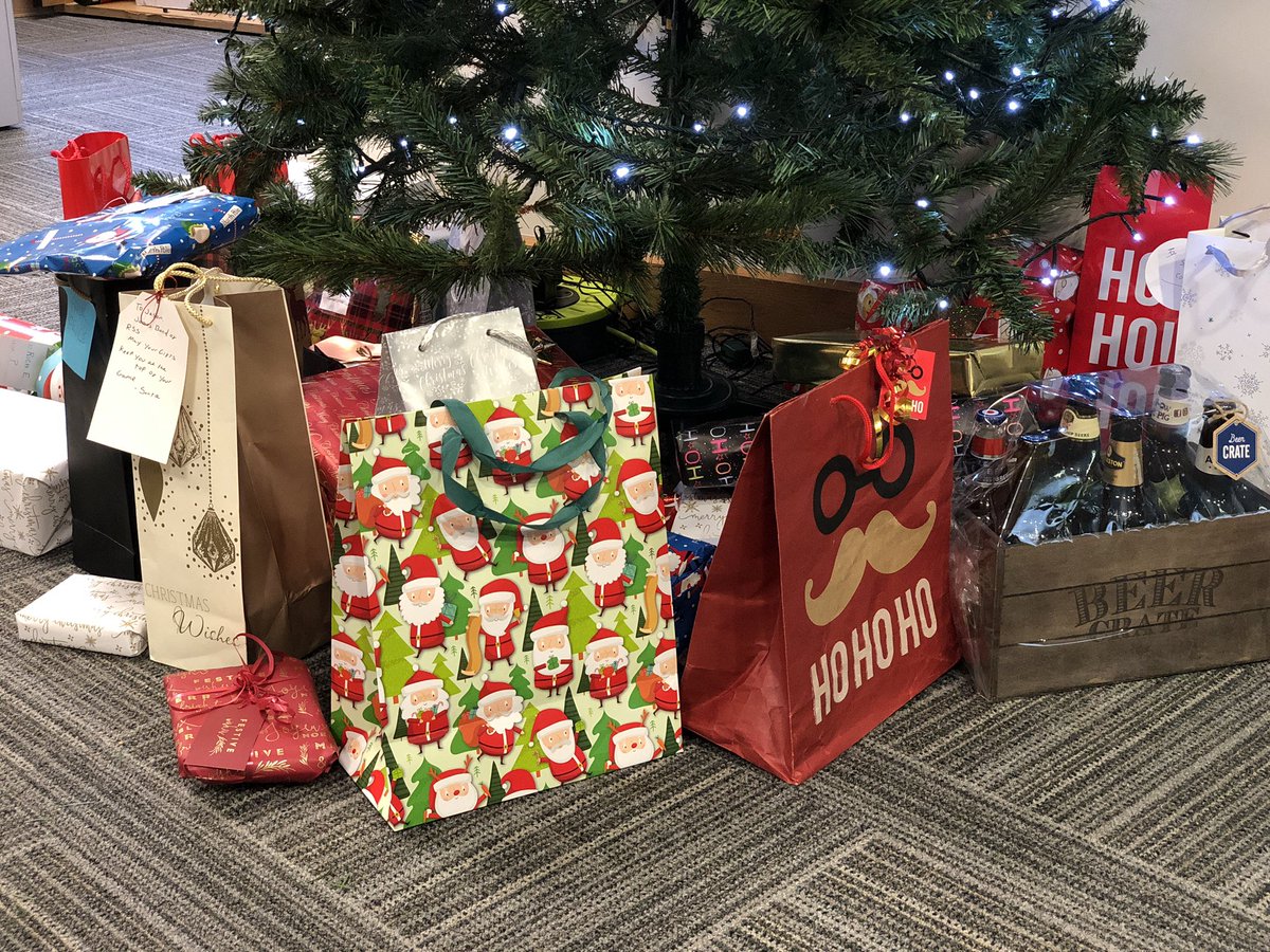 Auctus_AMG's tweet photo. The #ChristmasJumperDay festivities are still happening! 
And as an added bonus we have also handed out our #SecretSanta gifts to everyone in the office and picked our winners for the raffle tickets! 
We hope to beat last year’s targets for the very worthy @savechildrenuk 💙 https://t.co/kviH6LpPx3