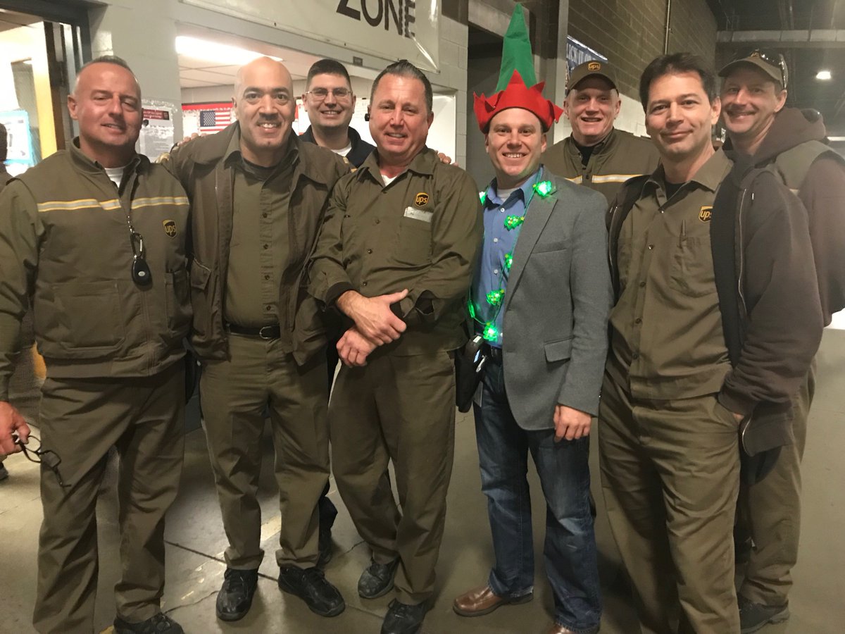 Our partners in Middleburg have Holiday Spirit !!!!  Thanks for sharing...